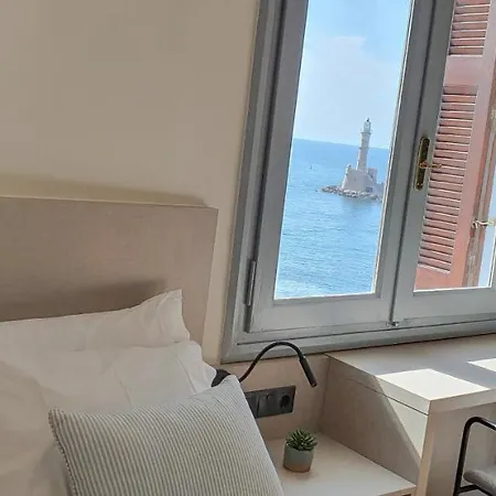 Amphitrite Hotel 3*