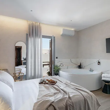 Amphitrite Hotel 3*