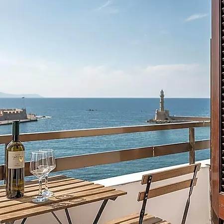 Amphitrite Hotel 3*