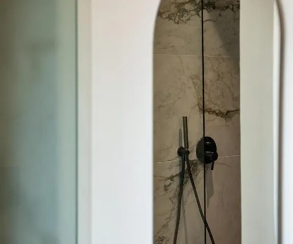 Amphitrite Chania (Crete)