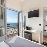 Hotel Amphitrite 3*
